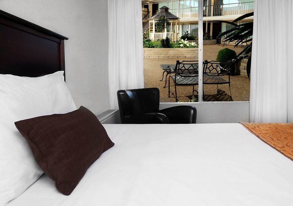 Skyline Hotel & Waterpark شلالات نياغارا المظهر الخارجي الصورة